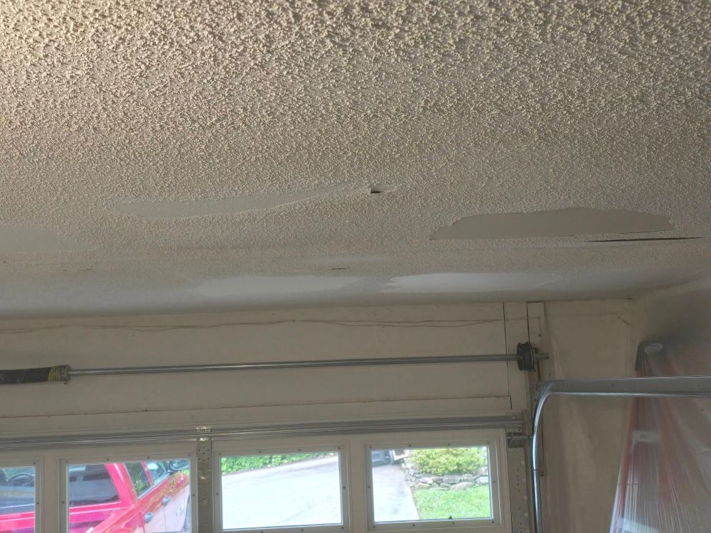 Enhance your home's aesthetic and value with our expert Ceiling Texture Application service, providing seamless installation and a variety of stylish finishes to match any decor preference effortlessly. for Johnson Drywall & Paint in Knoxville, TN