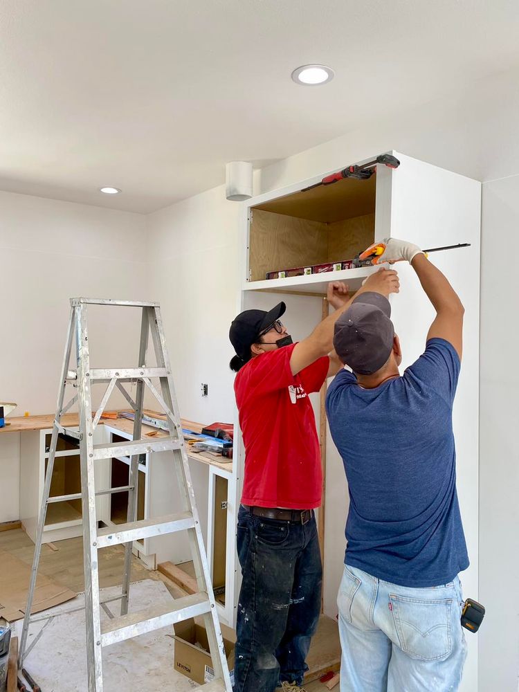 MD Constructor team in Orange County, CA - people or person