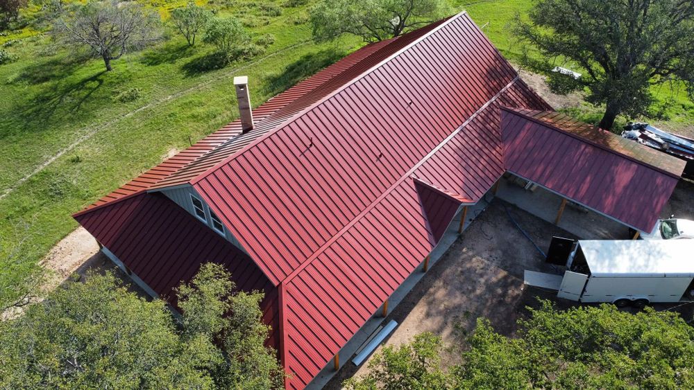Metal roofs  for Barcenas Roofing & Remodeling in San Saba, TX