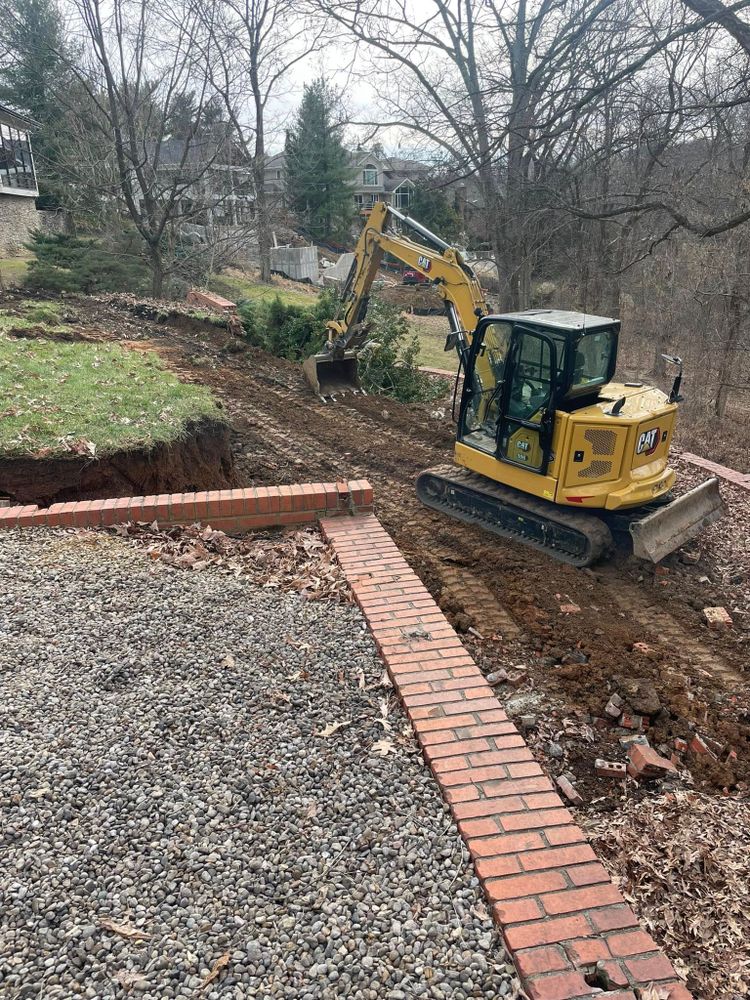 Excavating for Strong Contracting in Lebanon, KY