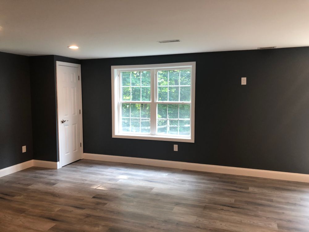 All Photos for Laura Mae Properties in Wolcott, CT