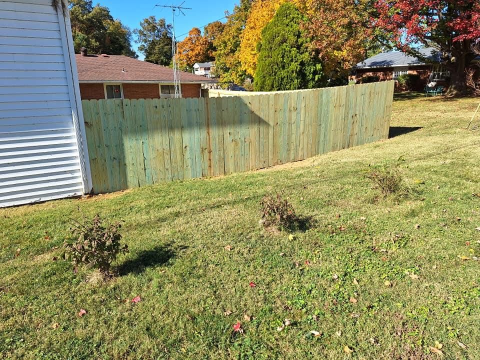 All Photos for Apex Fence in Henderson, KY