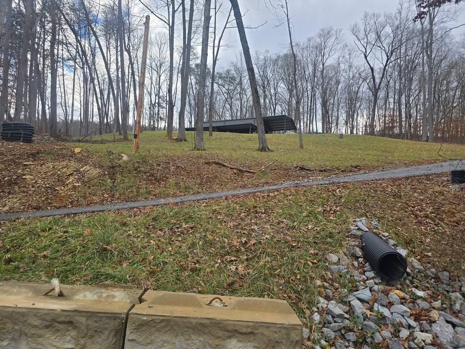 All Photos for Williams Lawn and Land in Sharps Chapel, TN