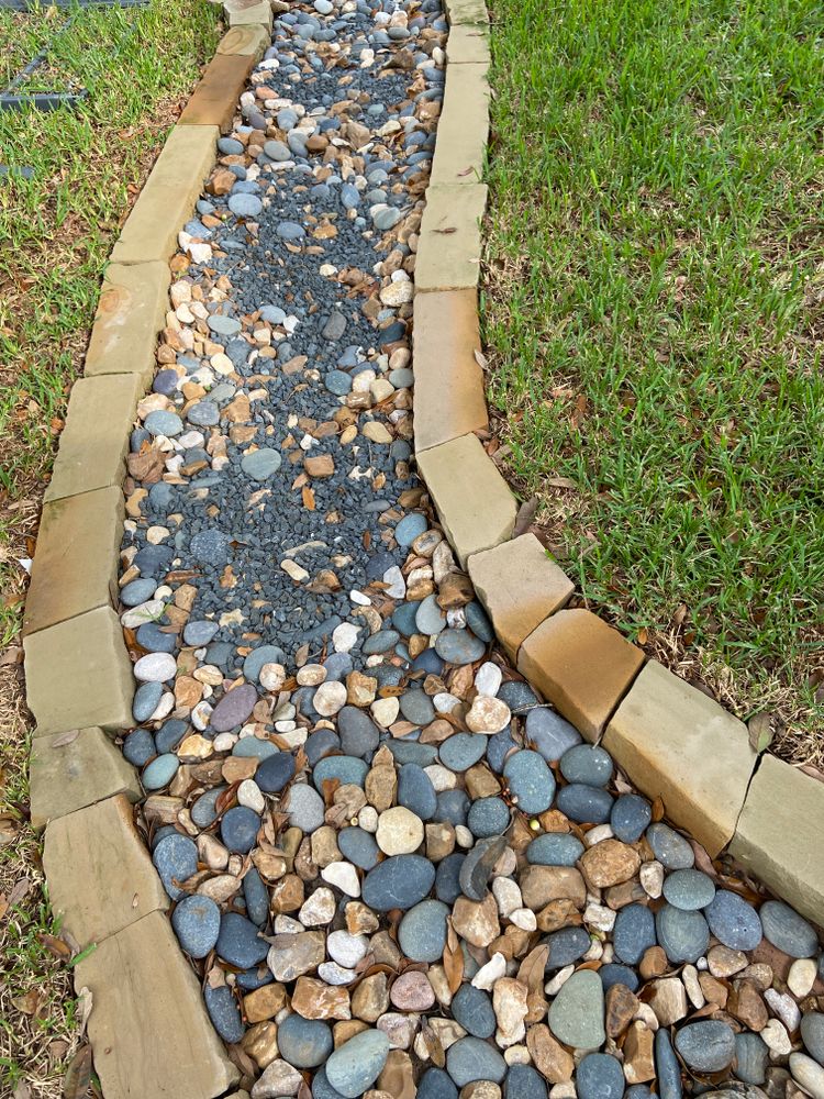Walkways for Atlas Land Design in Creekside Park, TX