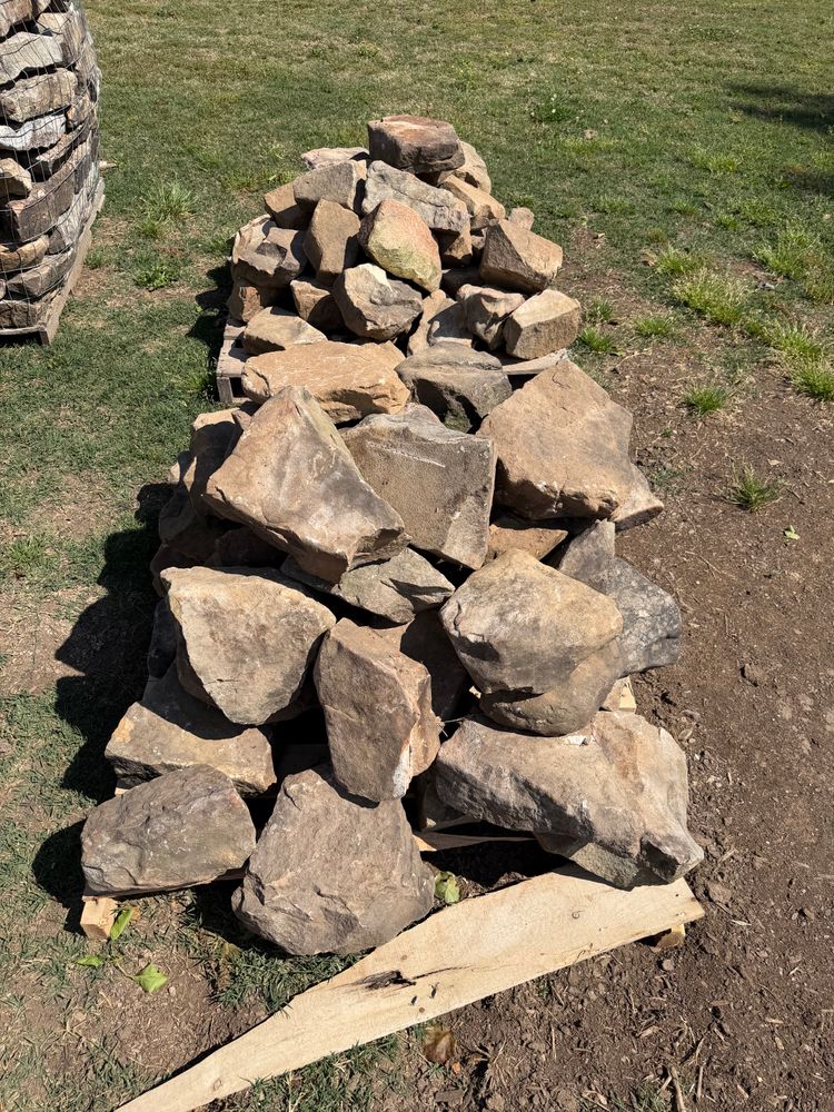 Landscaping for Starnes Hardscapes & Property Management LLC in Dunlap, TN