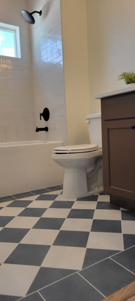 All Photos for Tip Top Tile in Idaho Falls, ID