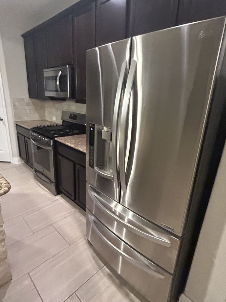 Our Move In / Move Out Cleaning service ensures a spotless home transition by thoroughly cleaning every corner, leaving it pristine and welcoming for new tenants or ready to hand back with confidence. for All Around Everything Services in San Antonio, TX