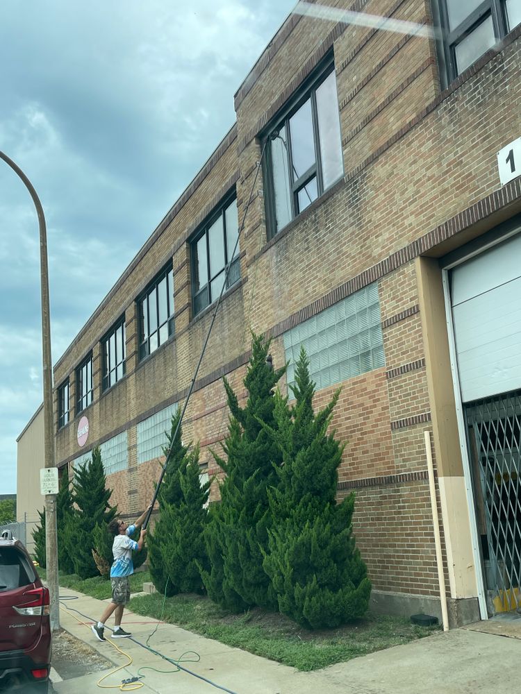 Commercial Window Cleaning for See2it Clean in St Louis, MO