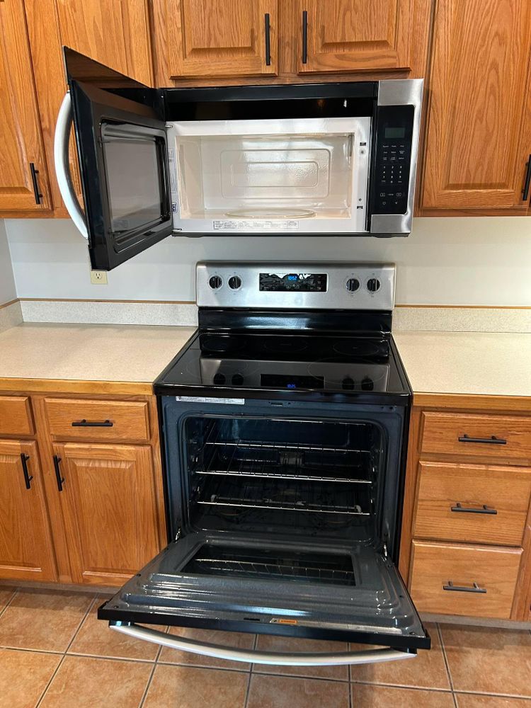 All Photos for 2 Girls & A Towel in Springfield, MO