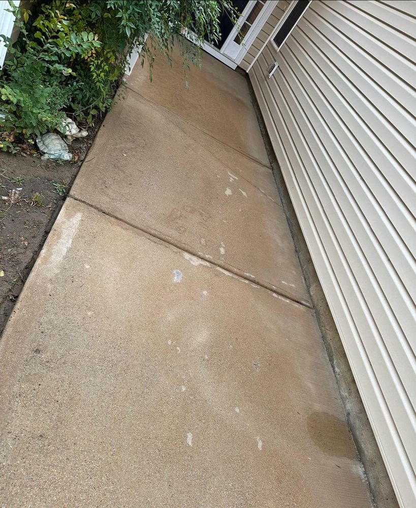 Enhance your home's curb appeal with our professional pressure washing service, removing dirt, grime, mold, and stains from driveways, patios, walkways ensuring a pristine and refreshed outdoor living space. for Brumblebee's Landscaping & Cleaning Services in Loganville, GA