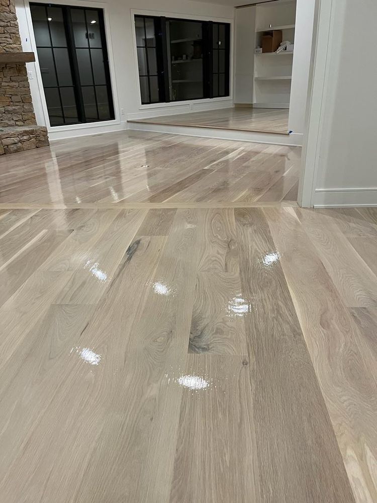 Laminate Flooring for Imperial Hardwood Floors in Olathe, KS