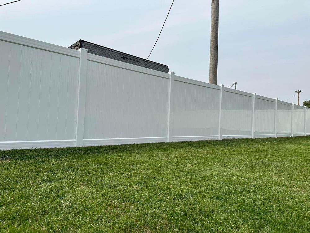 Fence Installation for Illinois Fence & outdoor co. in Kewanee, Illinois