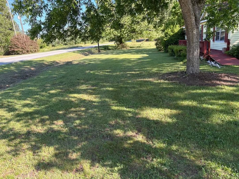 All Photos for Clark's Cuts Lawn Care in Lilburn, GA