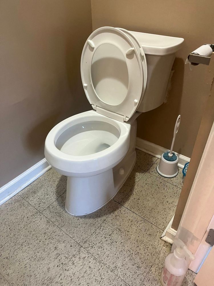 Our expert team ensures reliable toilet repairs and seamless installation, providing prompt, efficient service to keep your bathroom functioning perfectly. Trust us for high-quality solutions tailored to your home's needs. for Swift Flo Plumbing Services in Smyrna, TN