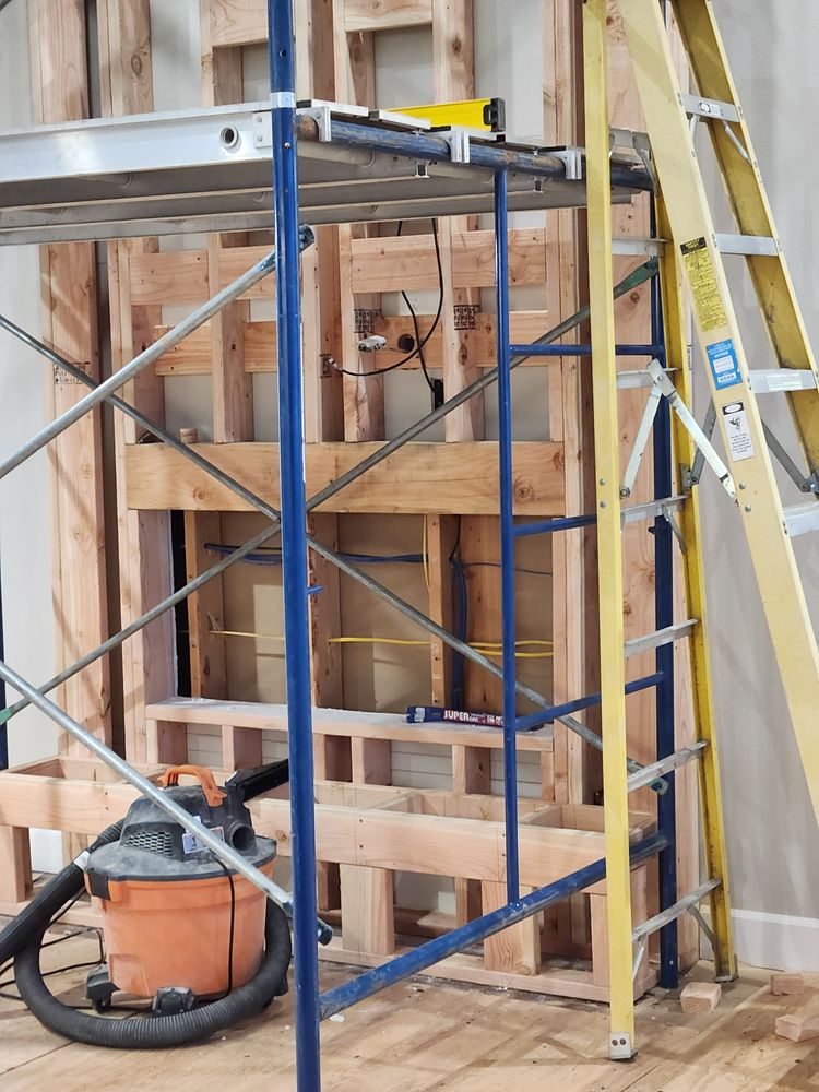 Thomas fireplace for Custom Valley Construction   in Sunnyside, Washington