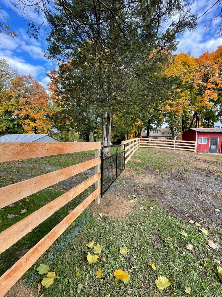 All Photos for Oakwood Fencing  in Hudson, NY 