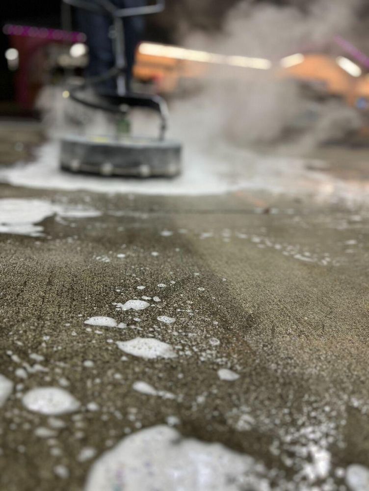 All Photos for Foreshore Pressure Cleaning Services Inc in Holiday, FL
