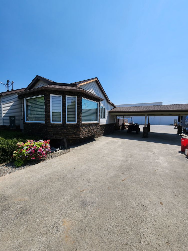 Pj and Trisha Gasseling  for Custom Valley Construction   in Sunnyside, Washington