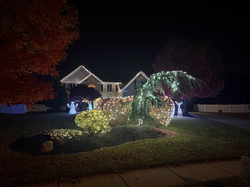 Happy Holiday Christmas Lighting team in Mullica Hill, NJ - people or person