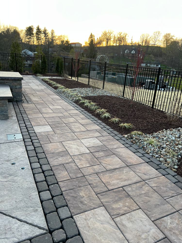 All Photos for Henney’s Custom Hardscapes in Canonsburg, PA