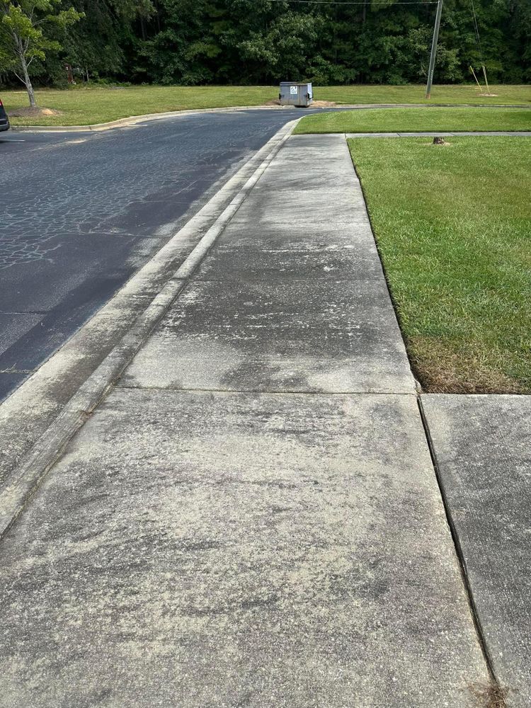 All Photos for X-Stream Pressure Washing and Roof Cleaning in Sandersville, GA