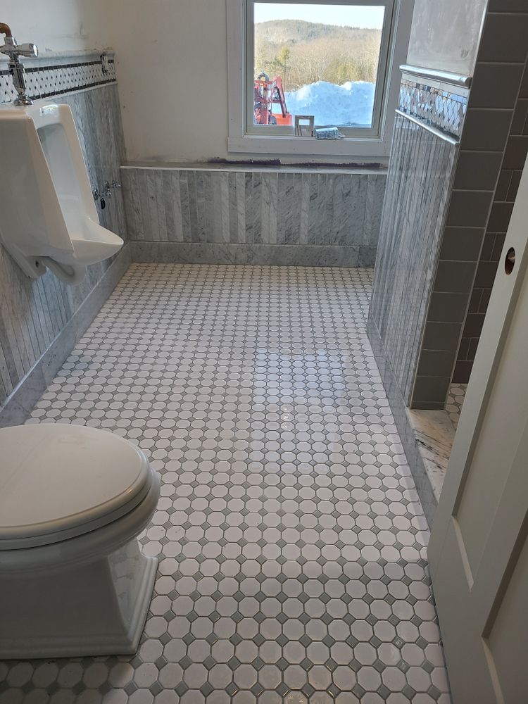 Bathroom Tiling for VersaTile in Deerfield, NH
