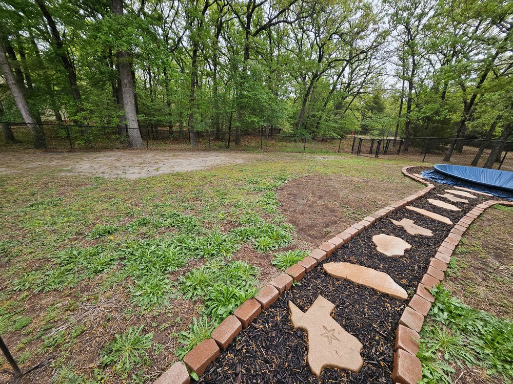 All Photos for Ornelas Lawn Service in Lone Oak, Texas