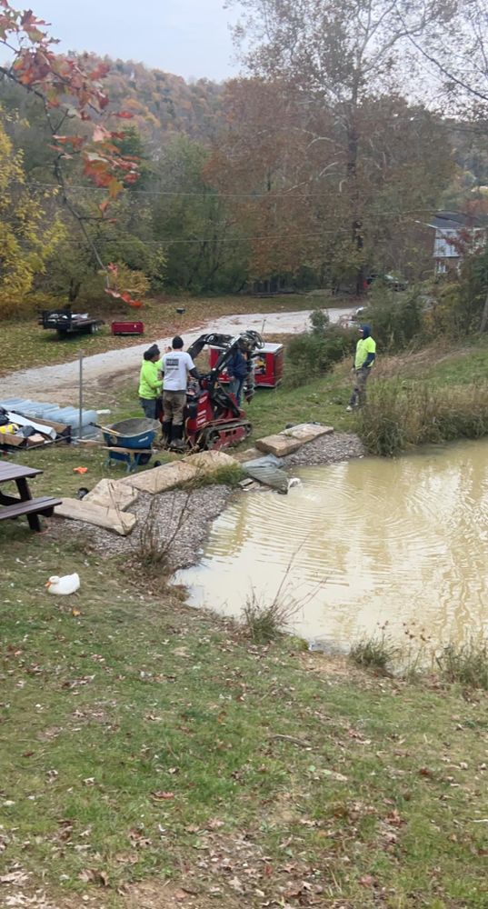 Grinage Fence team in West Virginia,  - people or person