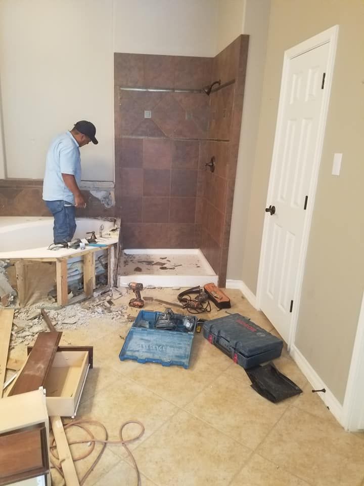 Bathrooms for Lopez Painting & Renovations in Kyle, Texas