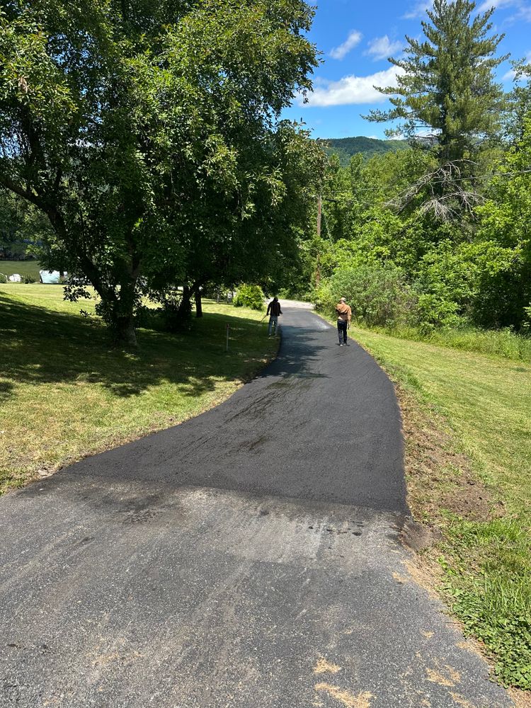 All Photos for Metzler Paving and Sealcoating LLC in Jacksboro, TN