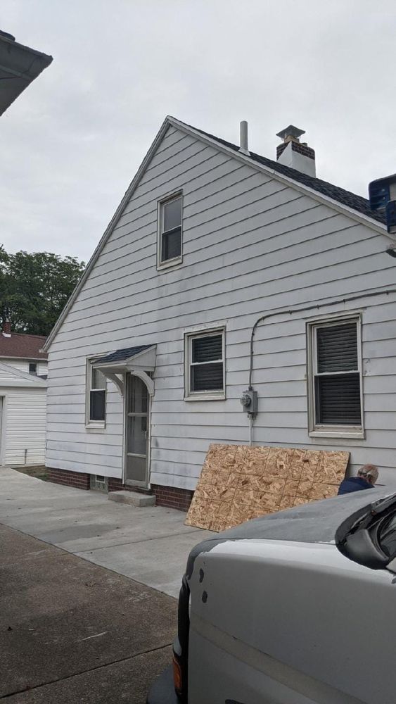 All Photos for American Property Preservation in Toledo, OH
