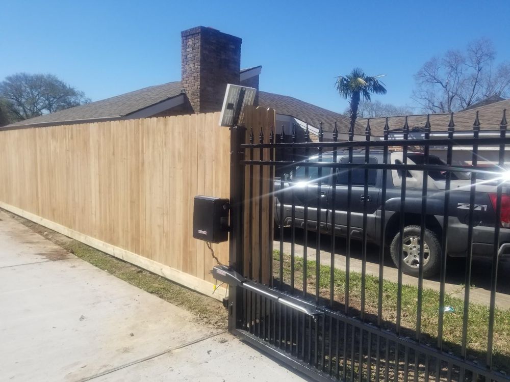 Gates for Pride Of Texas Fence Company in Brookshire, TX