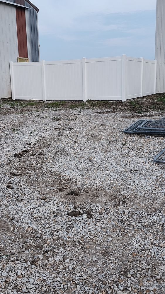 All Photos for HWY 2&65 Fabrication & Fencing in Humeston, IA