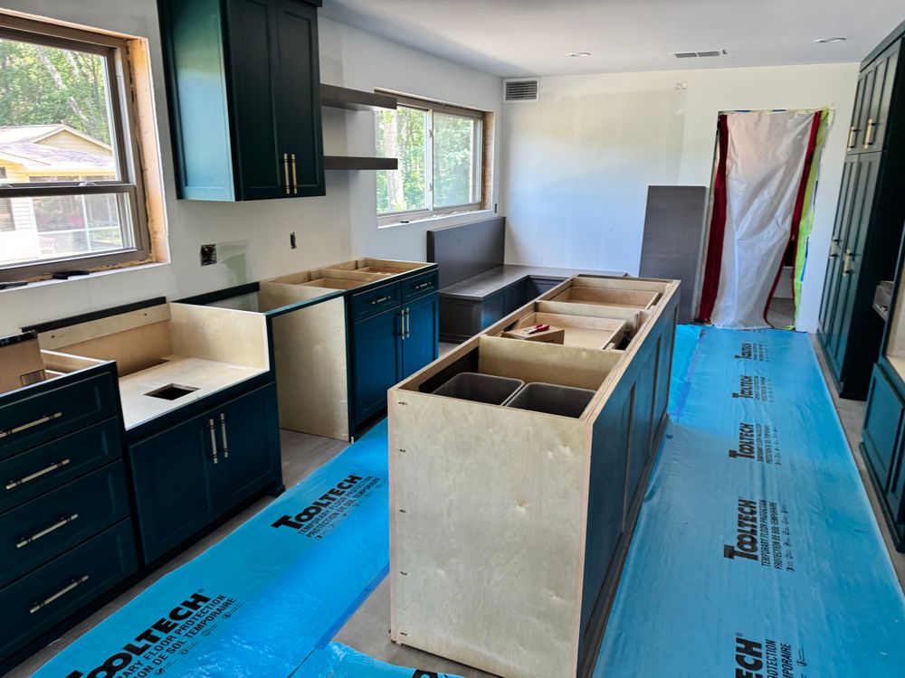 Cabinets for Crofoot's Custom Remodels and Repairs in Lindale, TX