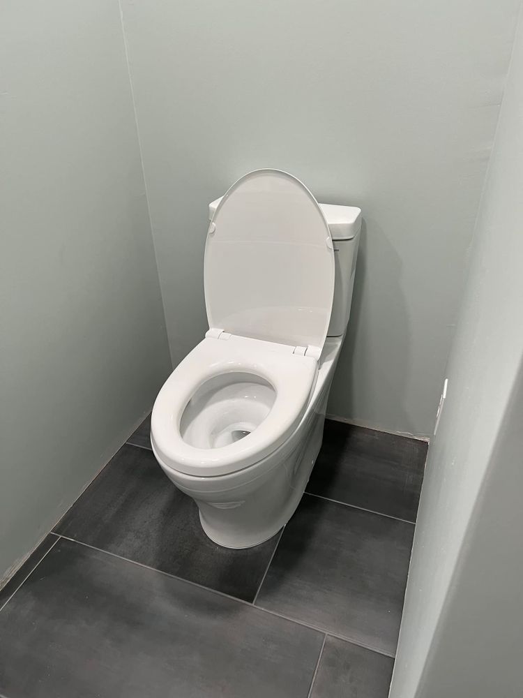 experience hassle-free toilet repairs and installation with our expert plumbers. We ensure efficient service, from fixing leaks to installing new units, guaranteeing your bathroom is functional and reliable. for 3 Alarm Plumbing Inc in Alamosa, Colorado