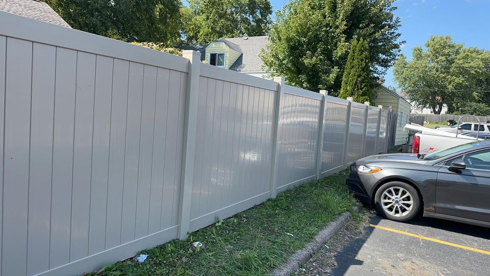 Fence Installation for Illinois Fence & outdoor co. in Kewanee, Illinois