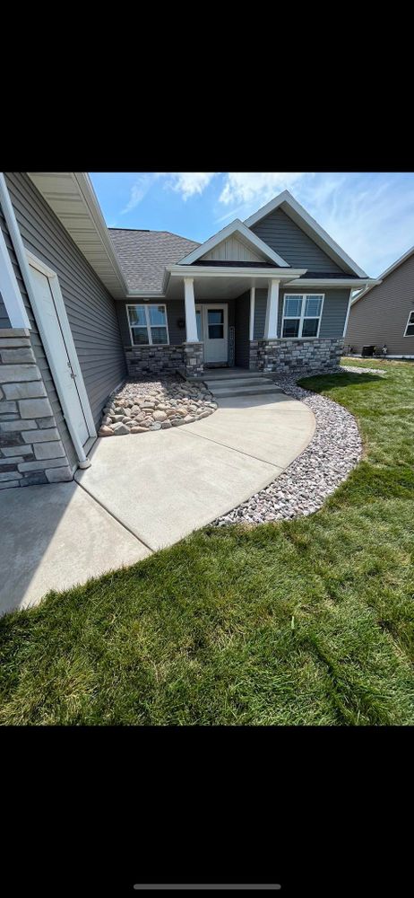 All Photos for Stitch's Landscape in Howard, WI