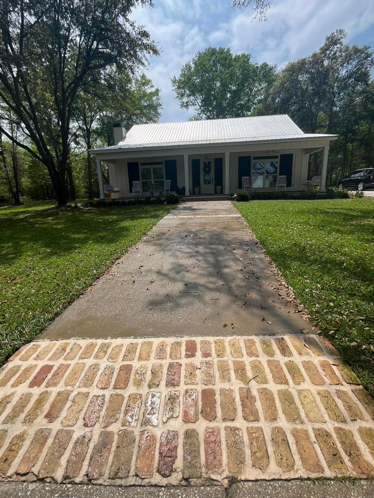 All Photos for All-Star Lawn Care & Soft Washing in Mobile, AL