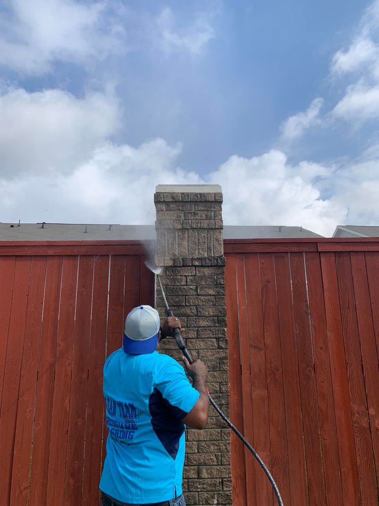 Pressure Washing for Houston Junk Removal - Klean Team Services in Spring, TX