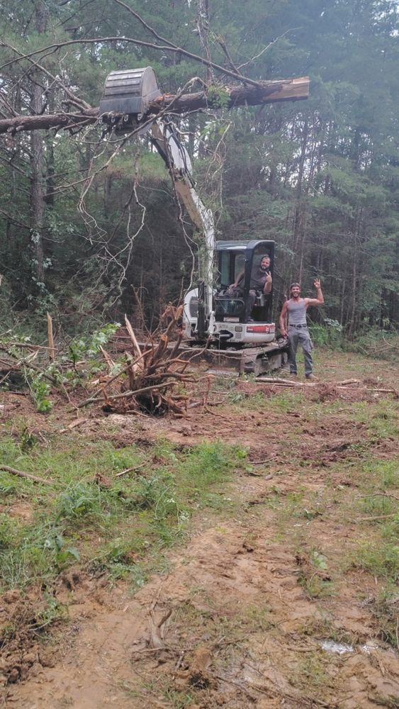All Photos for F.C. White’s Excavation & Drain Cleaning in Huntingdon, TN