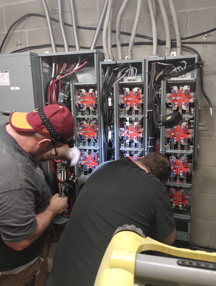 855 Electrician team in Bethel Park, PA - people or person
