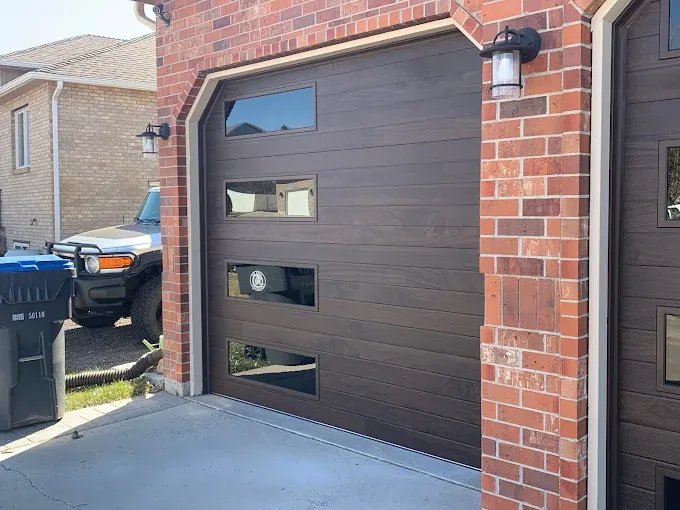 All Photos for 423 Garage Doors in Signal Mountain, Tennessee