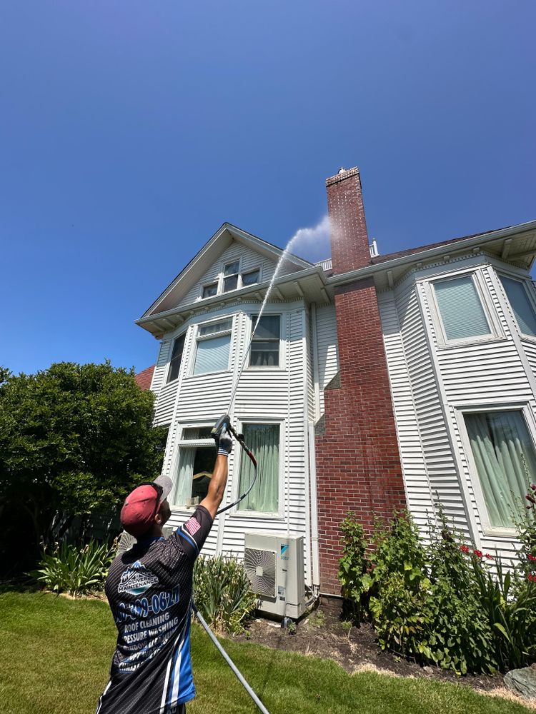 Oliver Maintenance team in Burlington, WA - people or person
