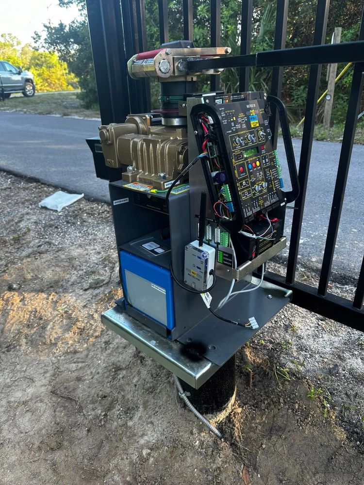 Our Mobile Welding Services complement our fence installation services by providing on-site repairs and modifications, ensuring durable and customized fencing solutions that perfectly enhance your property's security and aesthetics. for DR Solutions LLC in Boiling Springs, SC