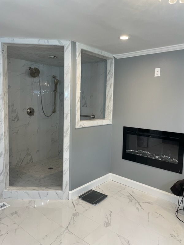 Shower for Servicolor Painting in Macon, GA