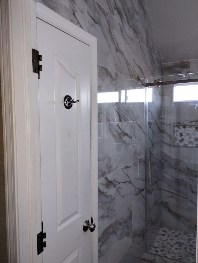 All Photos for Kings Tile LLC Bathroom Remodeling in San Antonio, TX