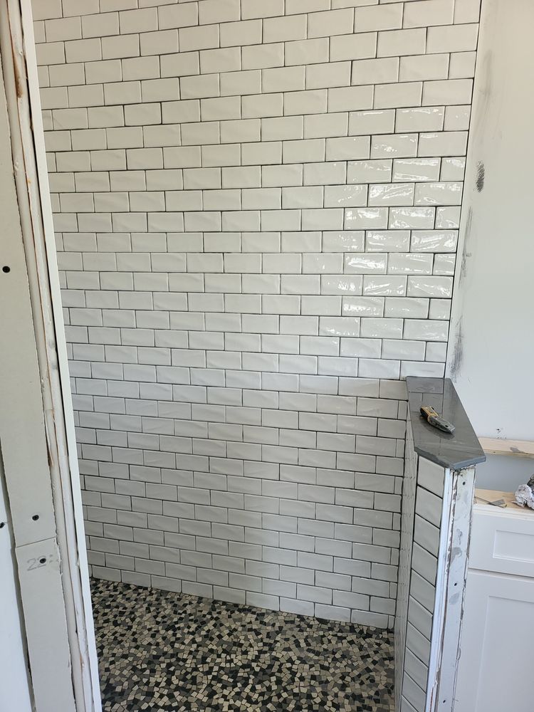 Bathroom Tiling for VersaTile in Deerfield, NH