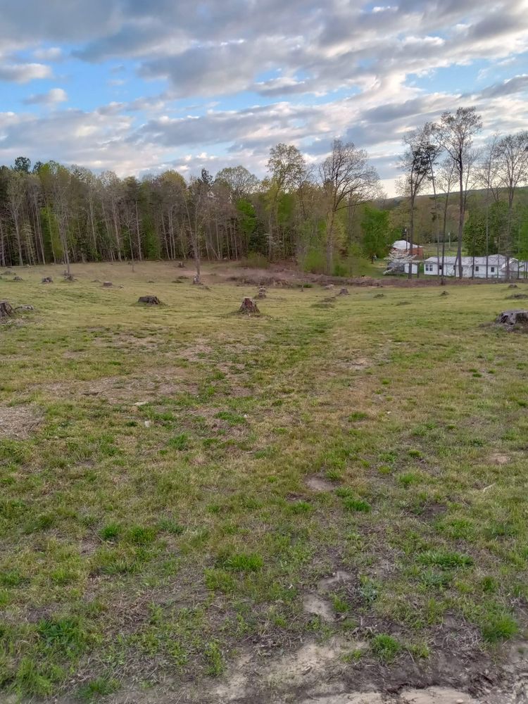Lawn Care for KWL Lawn Care in Etowah, TN
