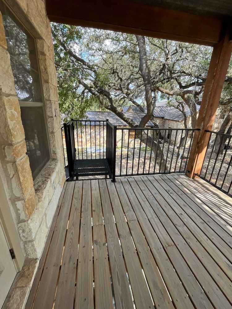 All Photos for De Leon Carpentry & Renovation  in Leakey, TX