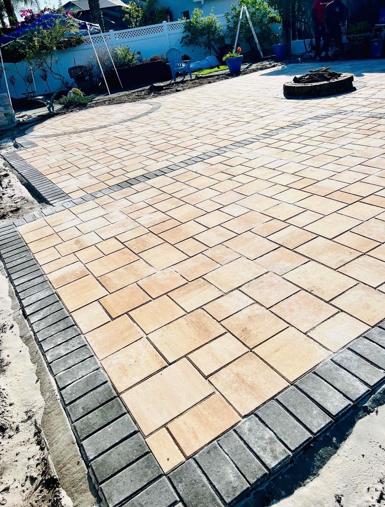 All Photos for Oceanfront Landscape in St. Petersburg, FL